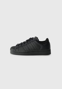 SUPERSTAR II C - Športni copati - core black