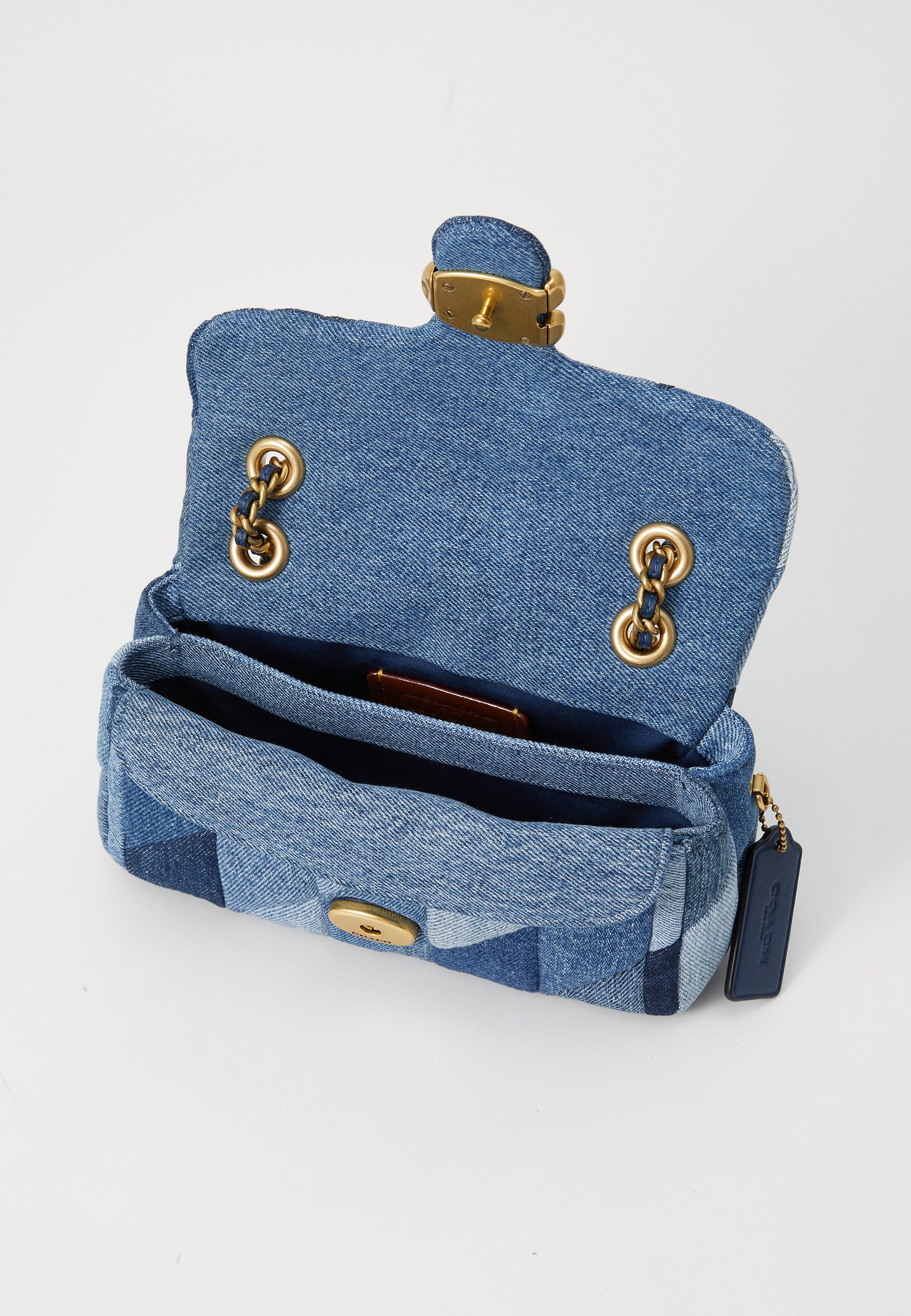 COACH TABBY SHOULDER BAG 20 WITH PATCHWORK QUILTING - Handbag