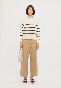WEEKEND MaxMara URIAL - Bukse - beige