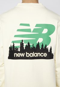 New Balance Sudadera - off-white