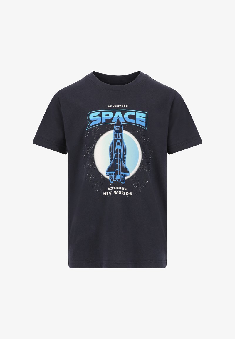 Navyblaues Baumwoll-T-Shirt mit einem blauen Raketenmotiv und dem Text "ABENTEUER IM WELTRAUM, NEUE WELTEN ERKUNDEN" sowie einem kreisförmigen Design im Hintergrund.