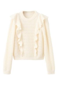 Suéter crema con un patrón de tejido texturizado, cuenta con detalles con volantes en la parte delantera, cuello redondo y mangas largas. Diseño corto.