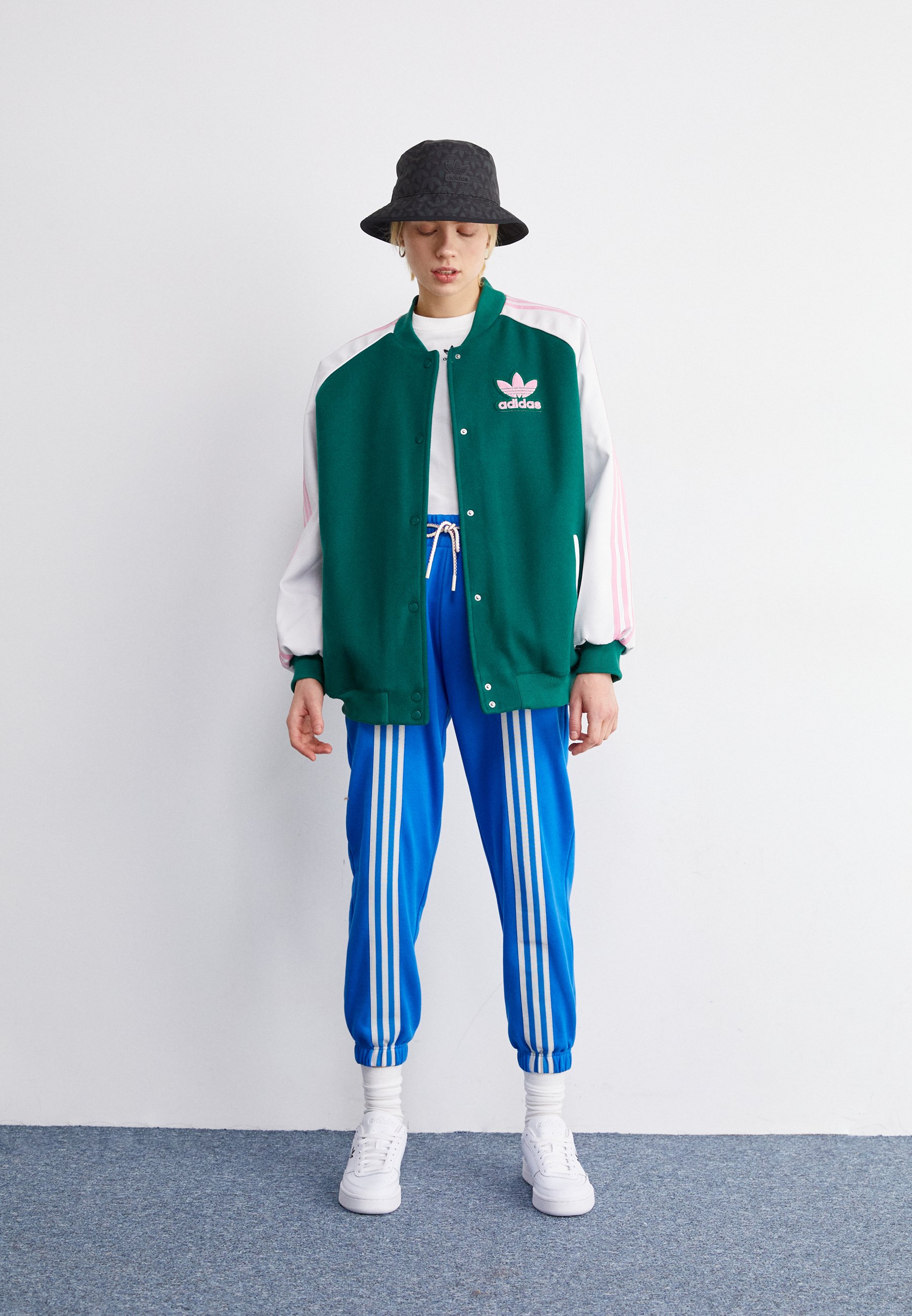 ★人気★ adidas originals OVERSIZED COLLEGIATE JACKET adidas Oversized Collegiate Jacket - Black | Free Shipping