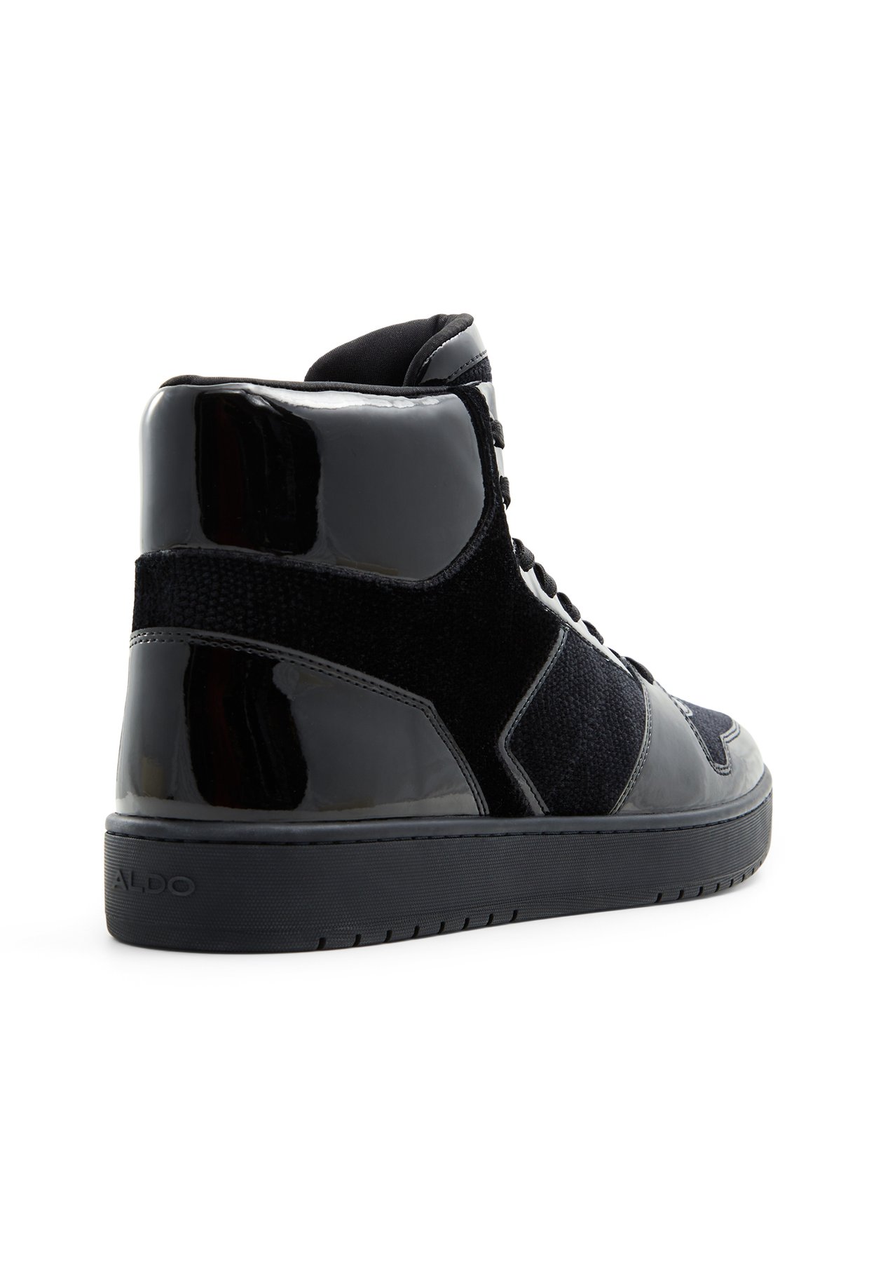 PILLOW WALK HI TOP SNEAKER JADEN