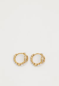 Boucles d'oreilles créoles en or avec un design texturé, des accents de perles et de petits cristaux. Forme ronde avec une finition polie.