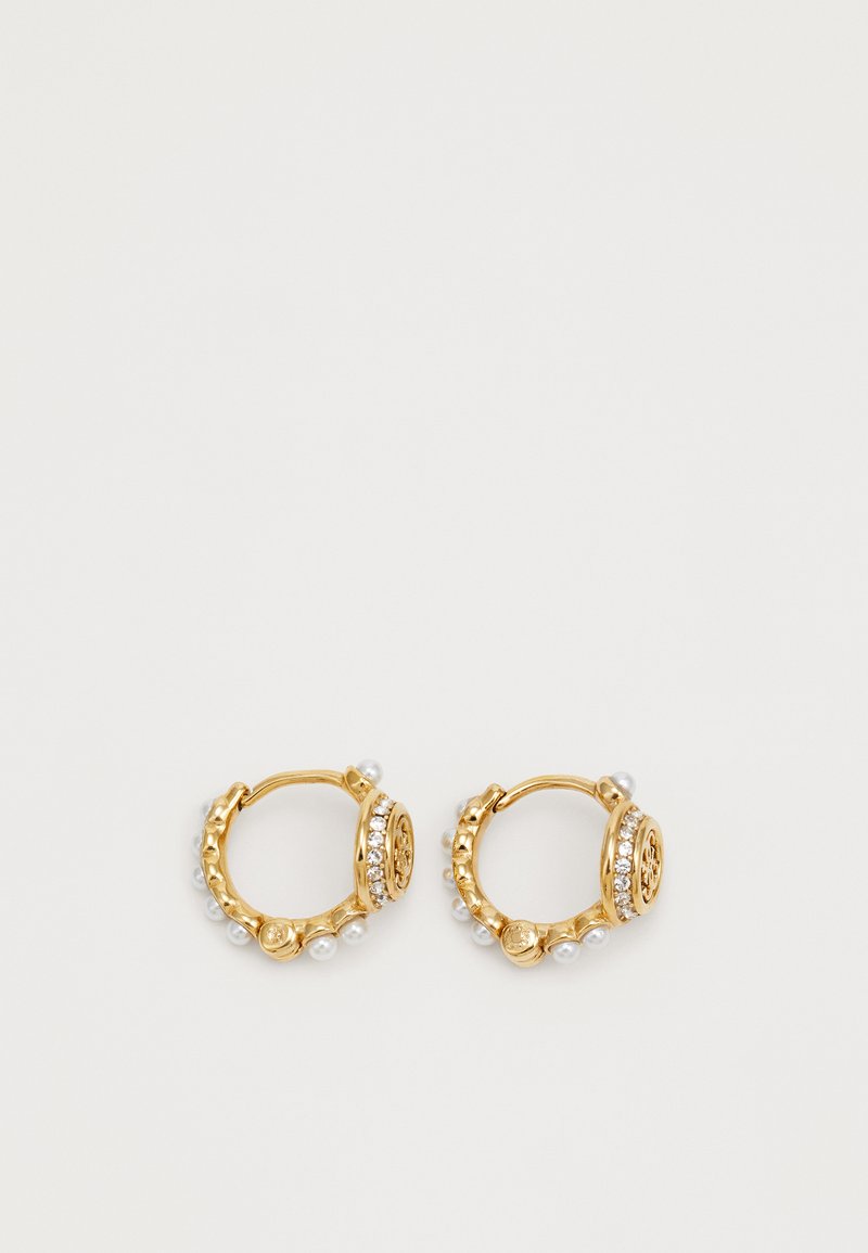 Boucles d'oreilles créoles en or avec un design texturé, des accents de perles et de petits cristaux. Forme ronde avec une finition polie.