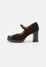 Chie Mihara Ditora Platform Heel