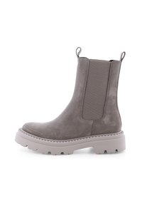 Bottines en suède gris avec des panneaux élastiques sur les côtés, bout rond et semelle en caoutchouc à bord cranté. Les tirettes sur la tige facilitent l'enfilage.