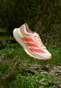 Non sélectionné, footwear white/impact orange/reflective silver-coloured