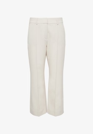 Beige op maat gemaakte broek met een rechte snit, met een soepele textuur, voorkruiszakken en een subtiele plooi langs de benen.