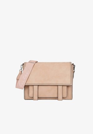 Sac en simili cuir beige au design structuré, doté d'une fermeture à rabat, de coutures contrastées et d'une bandoulière amovible avec logo.