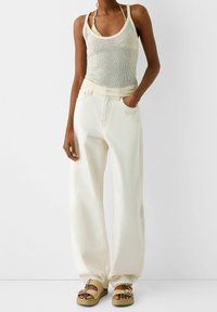 Bershka Linne - beige