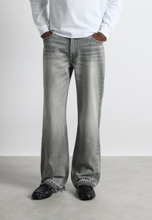 Burocs, TONY FLARED OPEN HEM  - Τζιν καμπάνα - ash fade grey