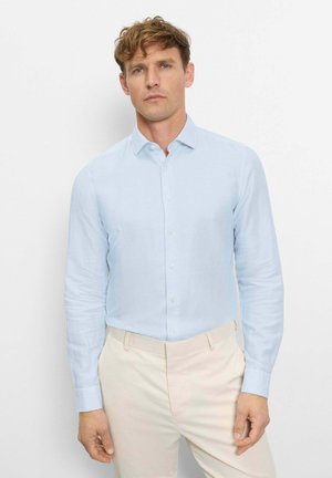 GARMENT WASHED BODY FIT BUSINESS KENT - Businesshemd - hellblau