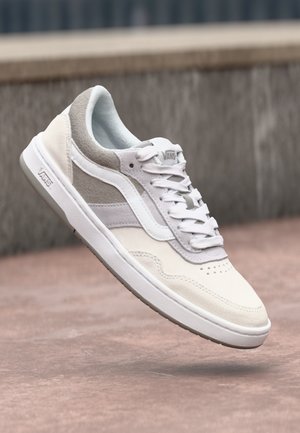 CRUZE 3.0 UNISEX - Baskets basses - gradient light gray