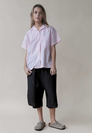 VILMA - Shorts - schwarz