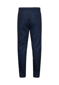 Pantaloni a scacchi navy con cintura elastica, due tasche posteriori e design a gamba affusolata. Il tessuto ha una texture liscia.