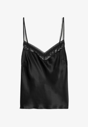 Camisola de satén negro con tirantes delgados ajustables, que presenta un borde de encaje en el escote en V y una textura suave y brillante.