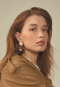 Next CHUNKY RESIN DROP .  - REGULAR FIT - Øreringe - amber orange