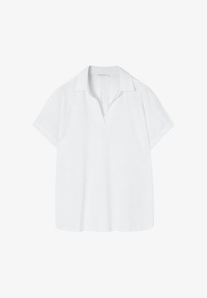 Polo shirt bianco a maniche corte con design a v, realizzato in tessuto leggero. Presenta una vestibilità ampia e una trama sottile.