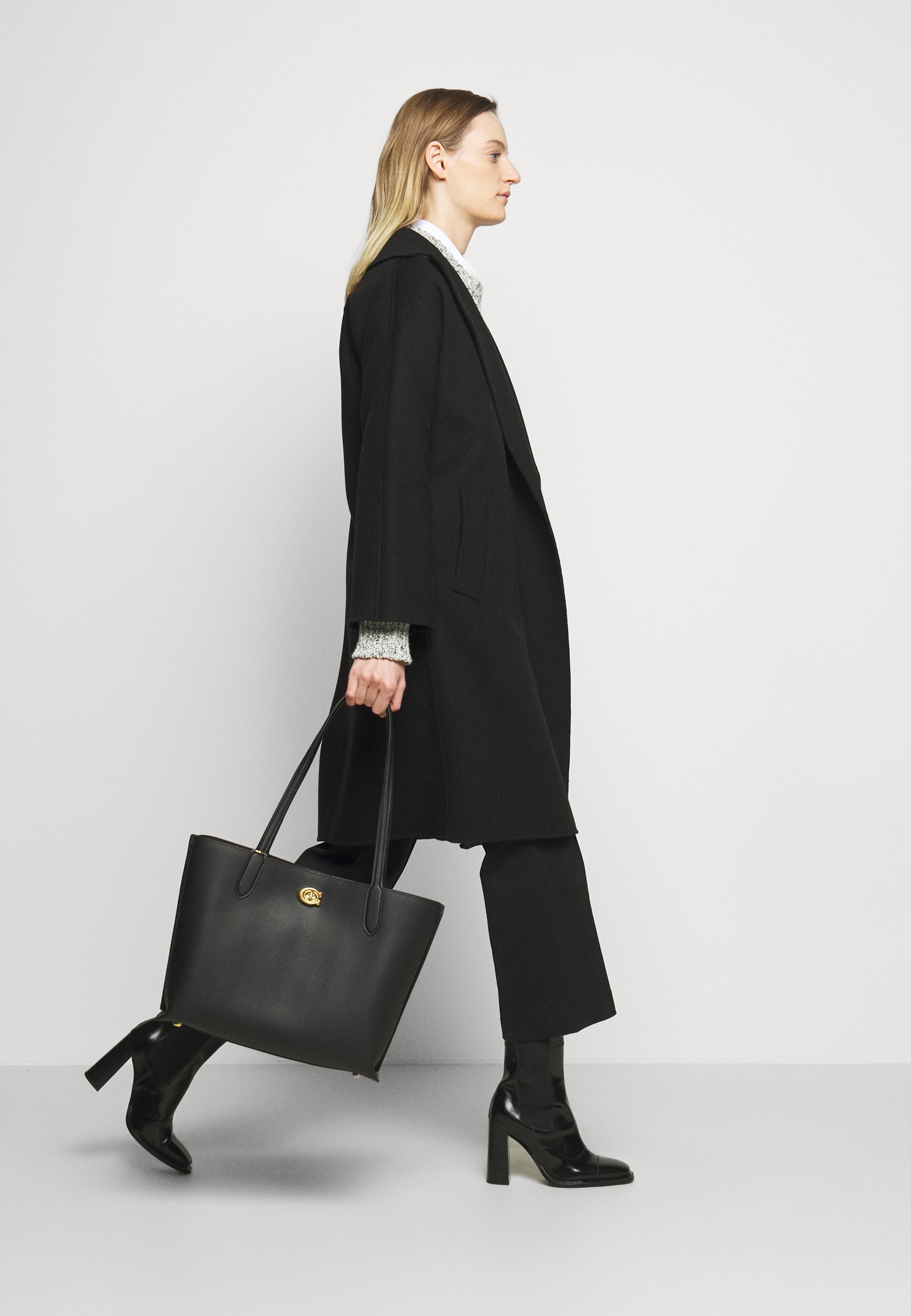 Coach willow shopper Clearance