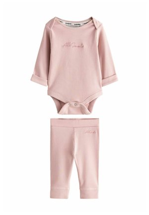 SET   - Body - pink