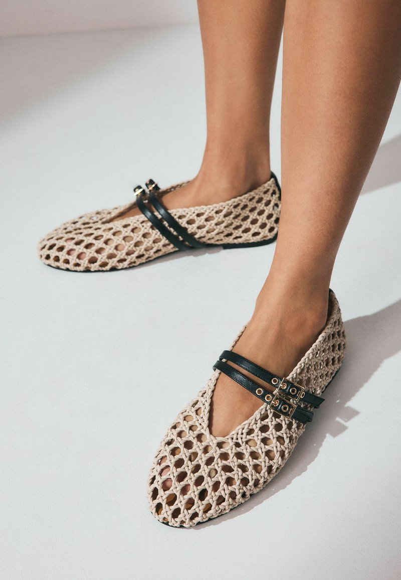Next REGULAR FIT - Ballerinasko - natural