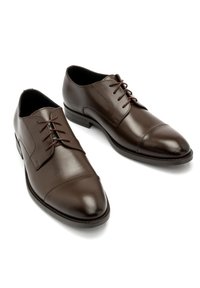 RYŁKO Biznesowe buty sznurowane