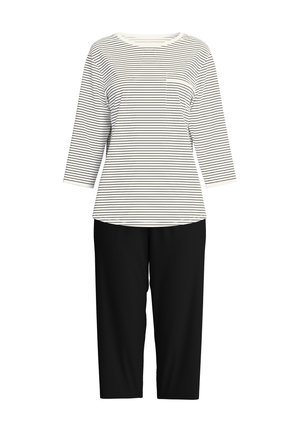 Haut rayé à manches longues, blanc et noir, avec un col rond et une poche poitrine, associé à un pantalon noir ample et court.