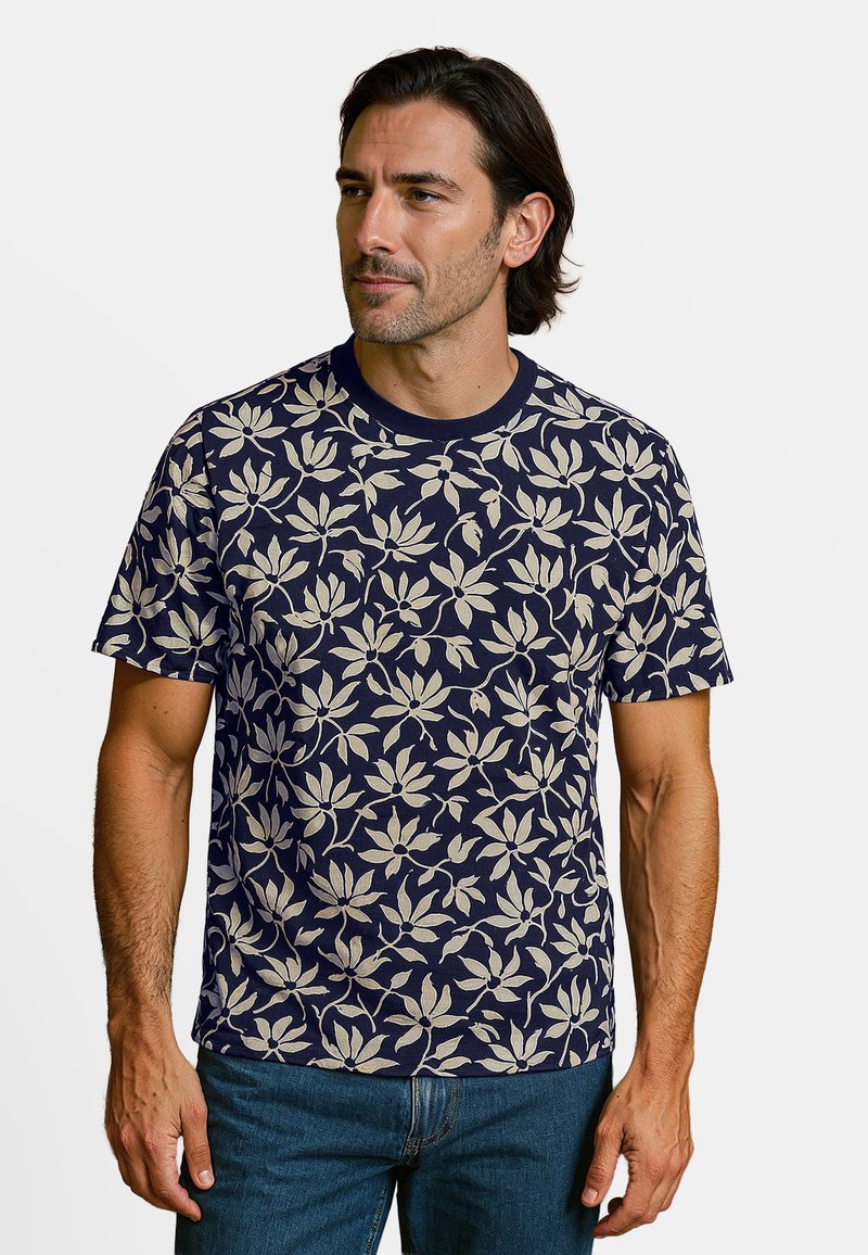 Korte mouw navy t-shirt met een licht beige bloemenpatroon, ronde halslijn en een regular fit, gemaakt van katoen.