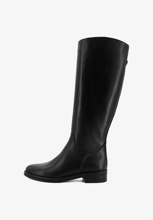 Stivale nero in pelle, alto fino al ginocchio, con texture liscia, punta arrotondata, tacco basso a blocco e dettagli di cucitura discreti lungo i lati.