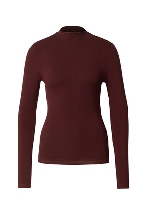 Camiseta de manga larga y cuello alto color burdeos, hecha de una tela elástica; diseño ajustado con bordes sin costuras y cuello alto.