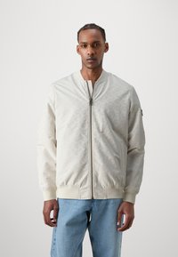 Guess JACKET - Geacă bomber - offwhite