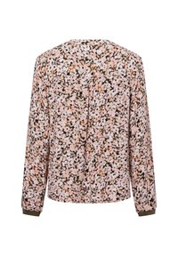 Bloemige blouse met lange mouwen, versierd met een mix van roze en oranje bloemen op een bruine achtergrond, met een rugplooien en geribbelde manchetten.