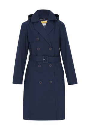 Marineblauwe trenchcoat van waterdicht materiaal, voorzien van een dubbelgeknoopt ontwerp, een tailleband en een capuchon met verstelbare trekkoorden.