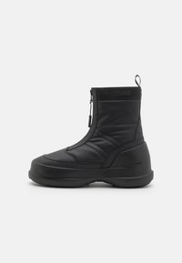 LUNA ZIP UNISEX - Plateaustiefelette - black