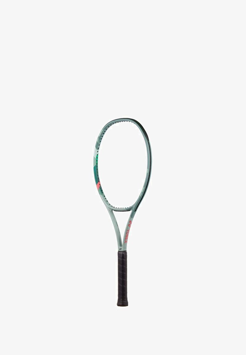 Grüner Tennisschläger mit einem strukturierten schwarzen Griff, ausgestattet mit einem breiten ovalen Kopf, einem schlanken Schaft und bunten Akzenten in der Nähe des Schlägerhalses.