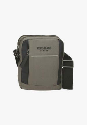 Pepe Jeans, DORTMUND SHOULDER 22CM - Bandolera - green