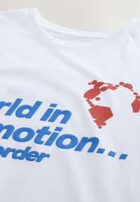 Niewybrane, white new order