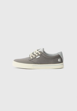 JAMESON - Skateschoenen - stone wash