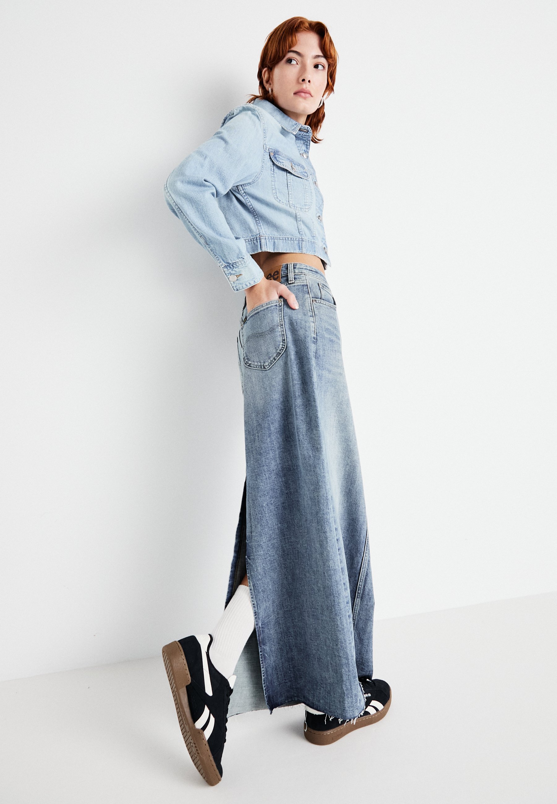 Lee BACK SLIT - Denim skirt - set free/blue denim - Zalando.ie