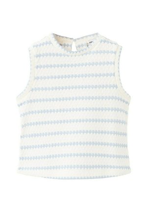 Haut sans manches en maille blanche avec des rayures horizontales à pois bleu clair et une petite fermeture par bouton au dos du col.