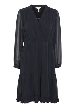 Námornícky modré šaty s dlhým rukávom, s výstrihom do V, volánovým golierom a sukňou z viacerých vrstiev, s čipkovými detailmi na manžetách a leme.