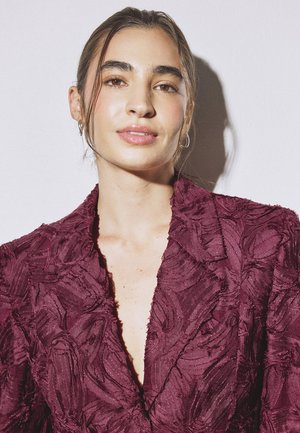 NA-KD STRUCTURED - Bleizeris - burgundy