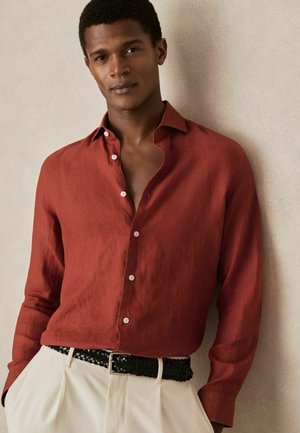 REGULAR FIT - RUBAN BUTTON-THROUGH  - Chemise - red