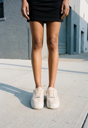 Buffalo, CAJO  - Tenisky - cream beige