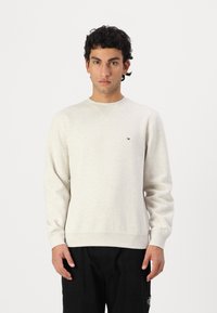Tommy Hilfiger SEASONAL CREW NECK - Sweatshirt - heathered oatmilk