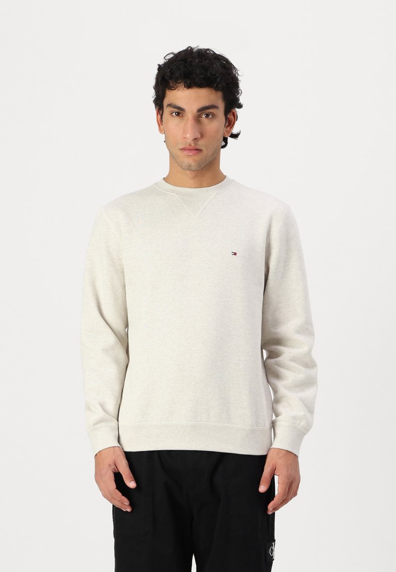 Tommy Hilfiger SEASONAL CREW NECK - Sweatshirt - heathered oatmilk