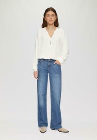 QS FLIESSENDE MIT RAFFUNG - Blouse - ecru