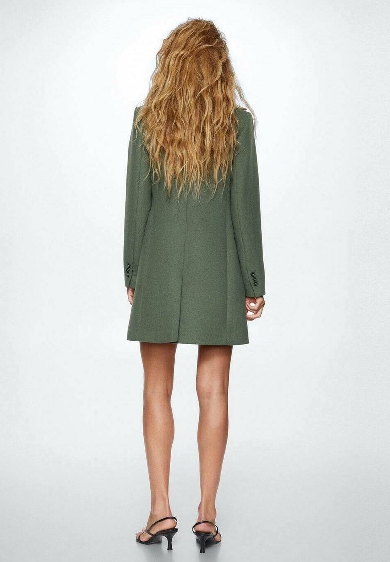 Mango Abrigo corto - khaki